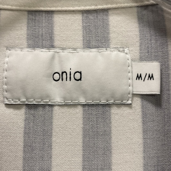 Onia Striped cabana shirt Size M blue and white short sleeve soft cotton/rayon - Picture 2 of 9